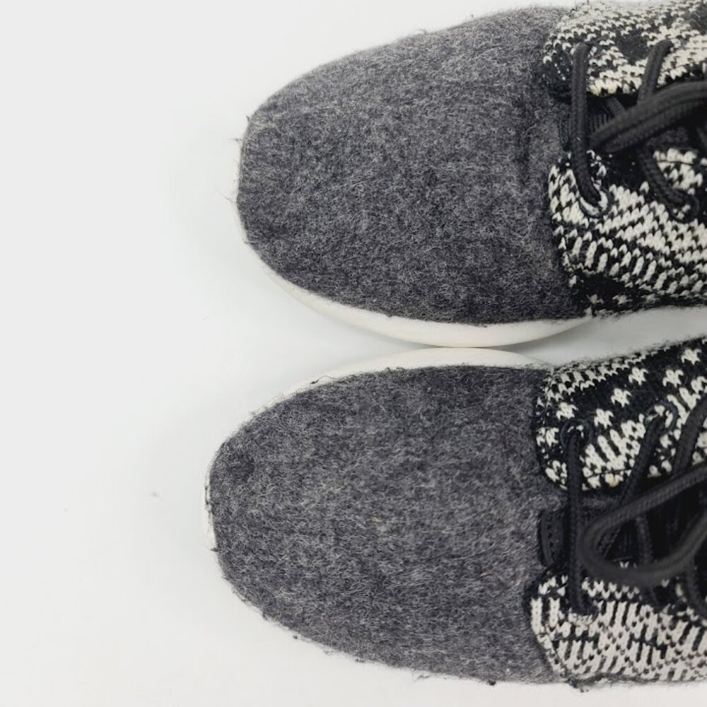 Nike Women's Gray‎ Roshe One Winter 685286-001 Tribal Wool Casual Sneaker Size 7 - Picture 3 of 7
